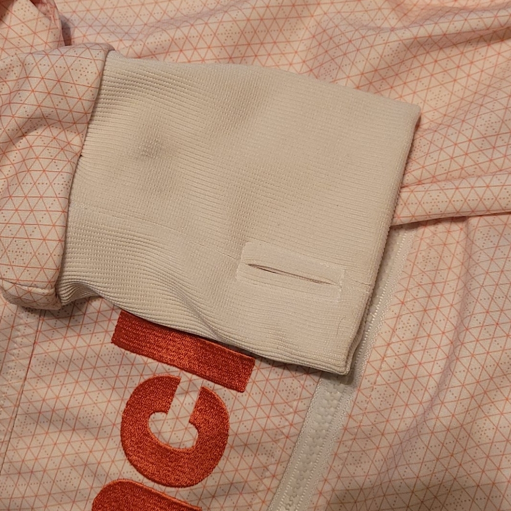 Bench Jacket - Picture 3 of 6